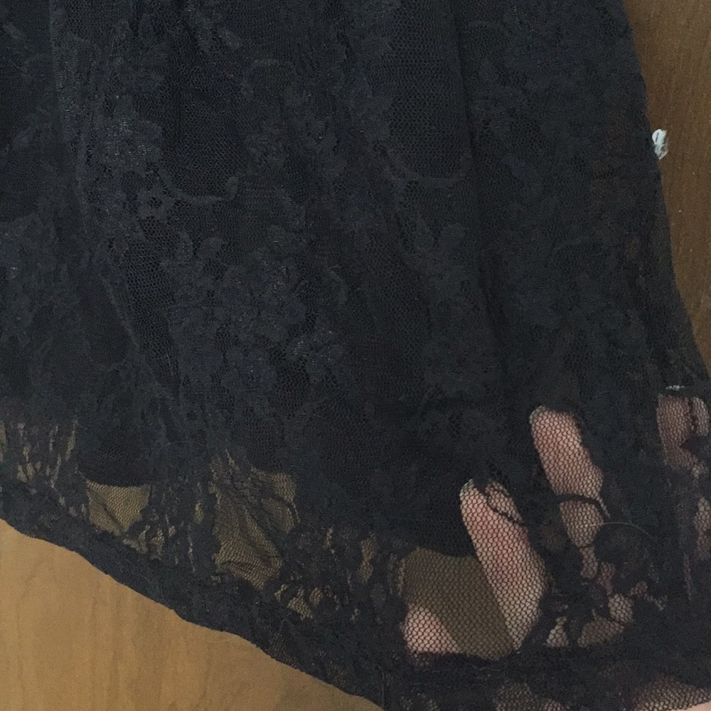 Dress - Picture 3 of 3